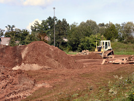 Neubau eines Kunstrasen-Sportplatz auf der Mettnau Herbst/Winter 2006