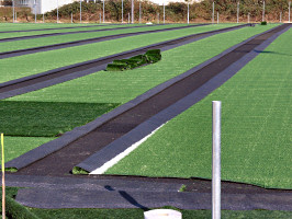 Neubau eines Kunstrasen-Sportplatz auf der Mettnau Herbst/Winter 2006