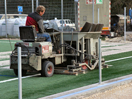 Neubau eines Kunstrasen-Sportplatz auf der Mettnau Herbst/Winter 2006