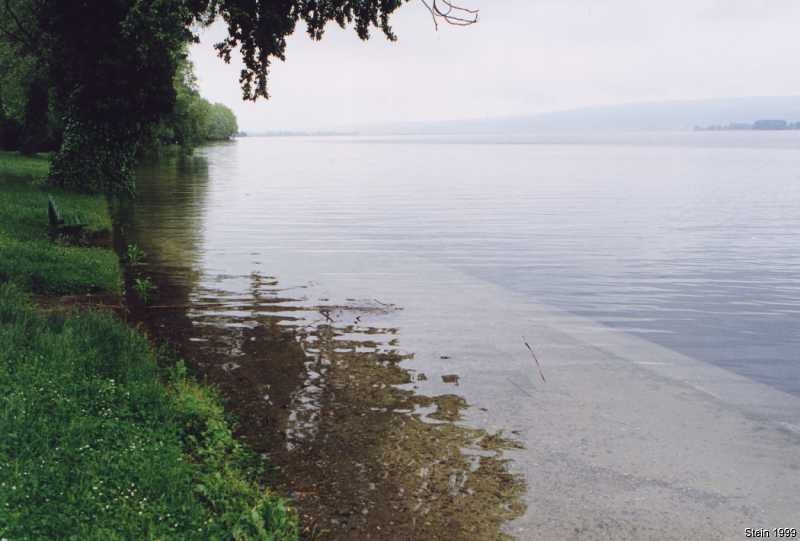 Badeplatz an der alten
                                        Konzertmuschel