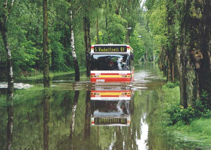 Stadtbus aus Richtung
                                        Strandbad